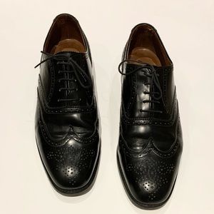 Polo Ralph Lauren Men’s leather wing tips.